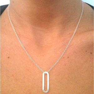 collier-graphique-argenté