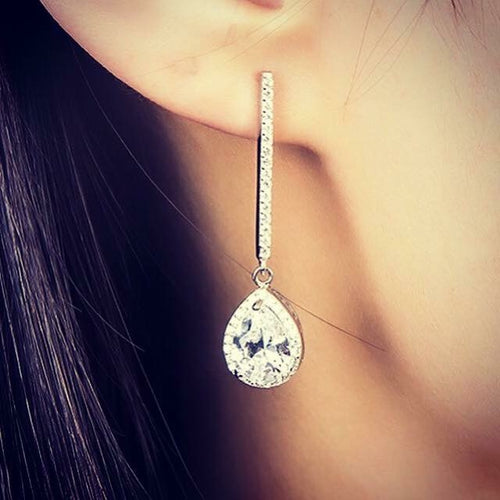 Longues Boucles d'oreilles en argent et Zirconium
