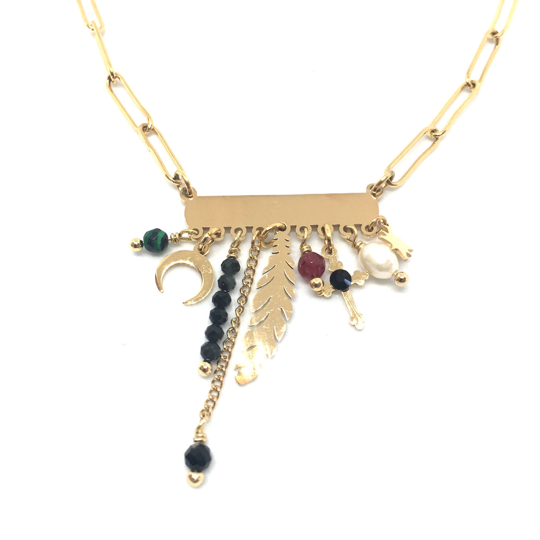 Collier doré et breloques Luna